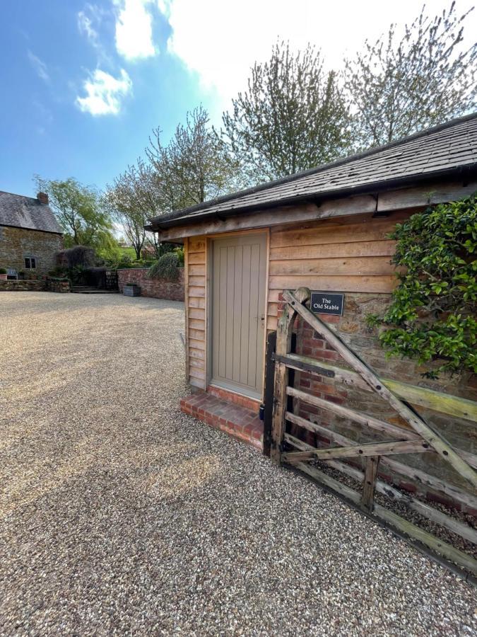 The Old Stable Apartment Bugbrooke Exterior photo