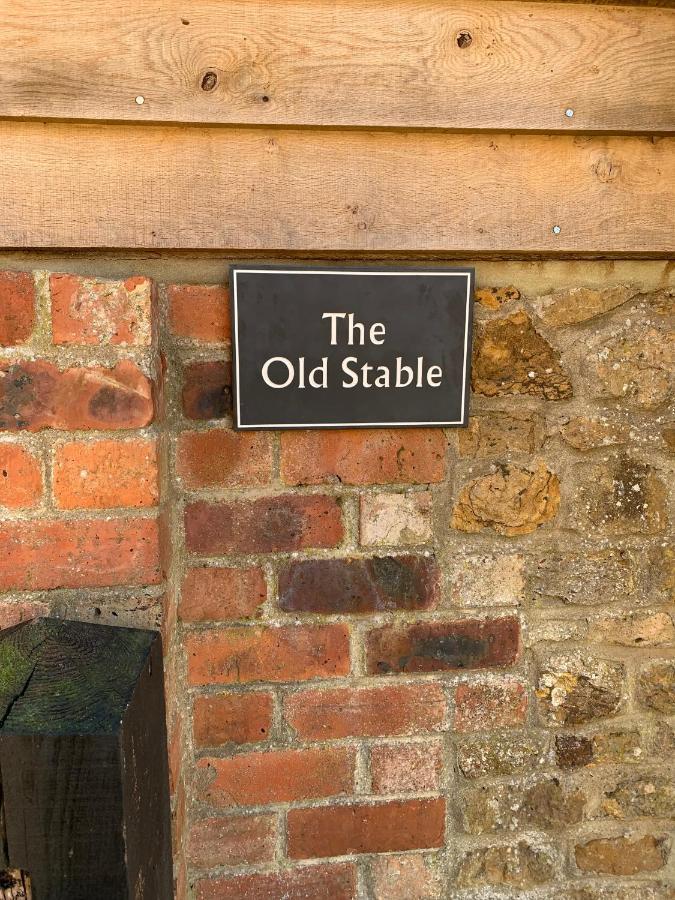 The Old Stable Apartment Bugbrooke Exterior photo